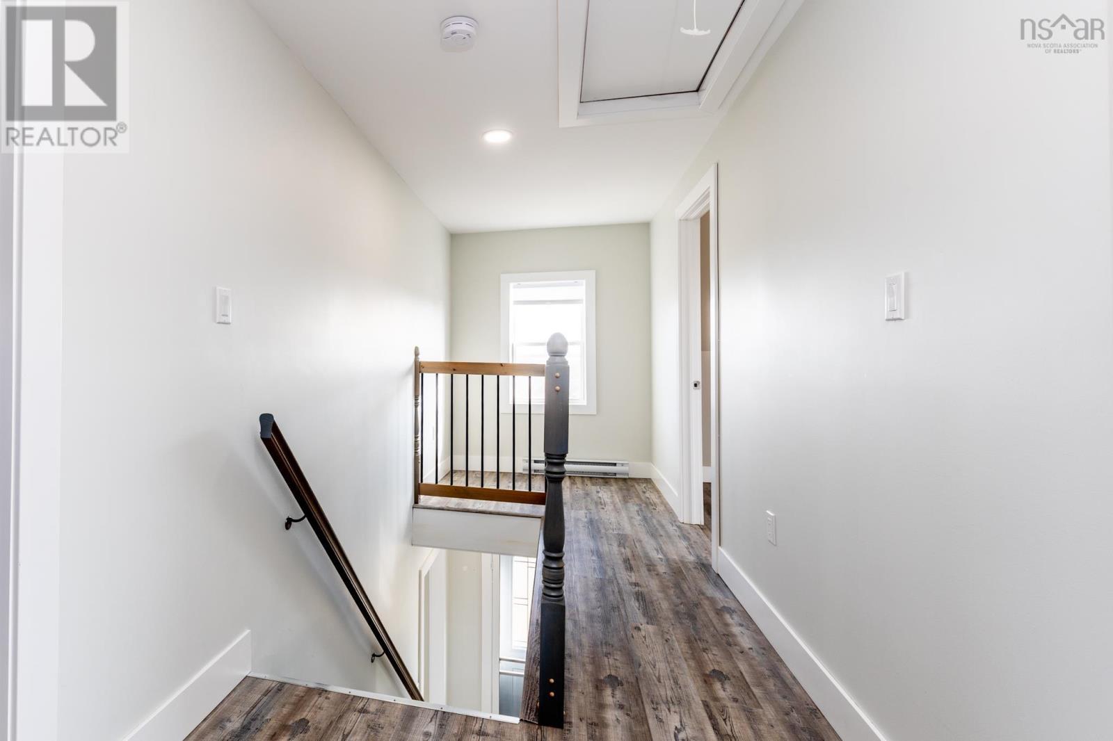 Property 34 of 48 of 164 Nicholas Road