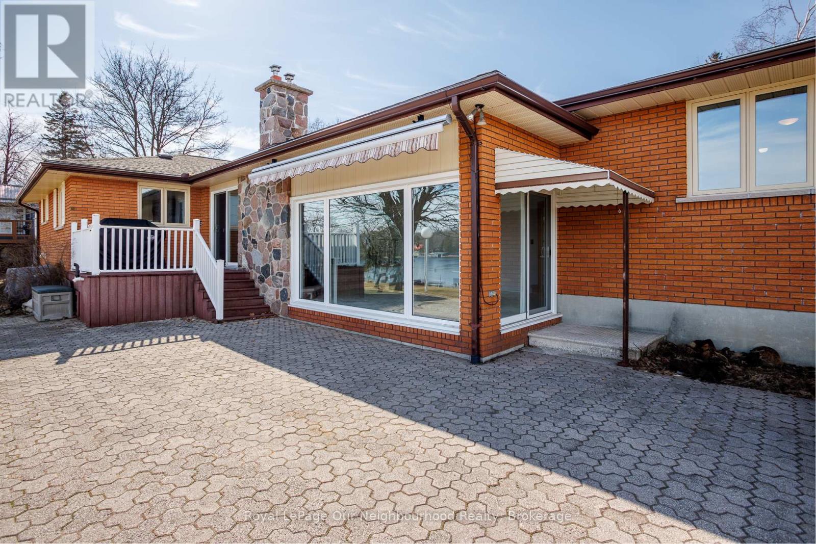 18 ROSECLIFF COURT - 5