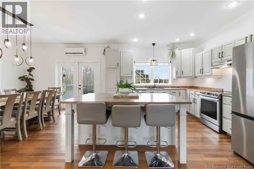 4 Leonce Street - 10