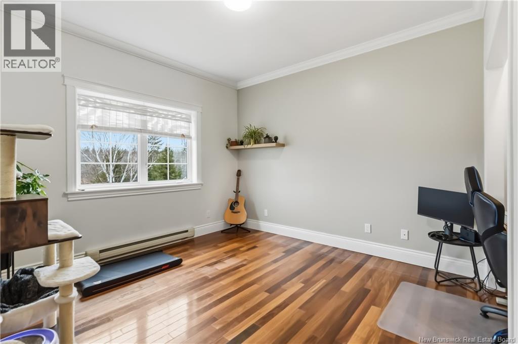 4 Leonce Street - 15