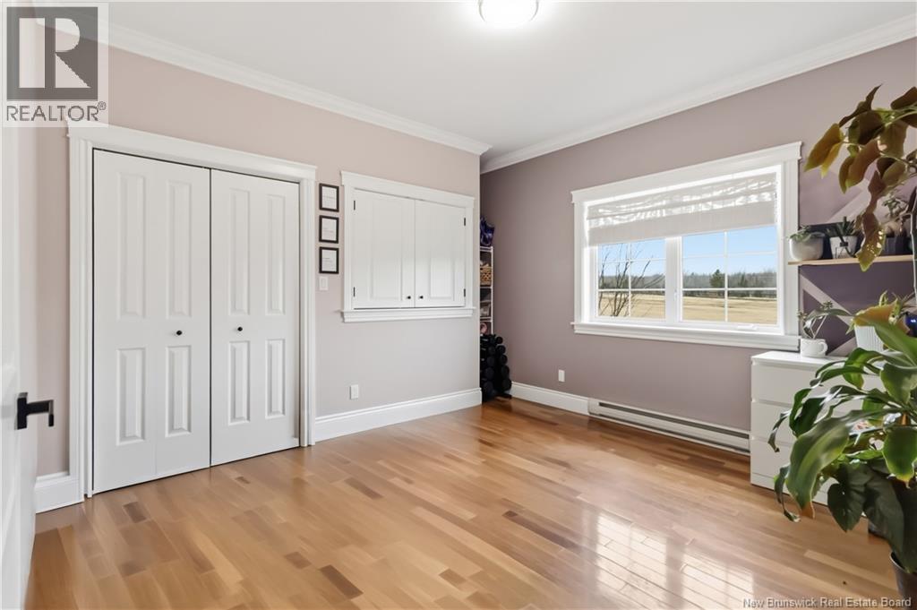 4 Leonce Street - 18