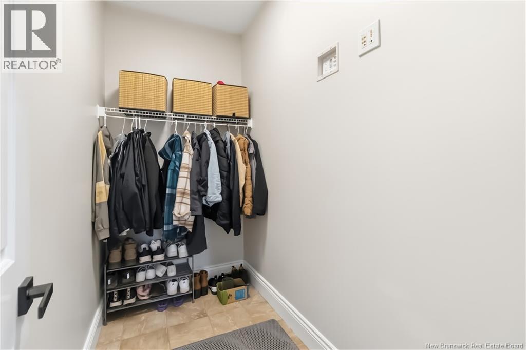 4 Leonce Street - 20