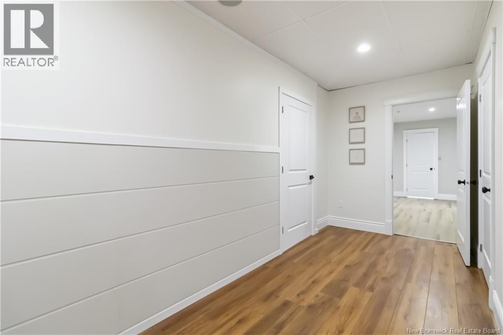4 Leonce Street - 24