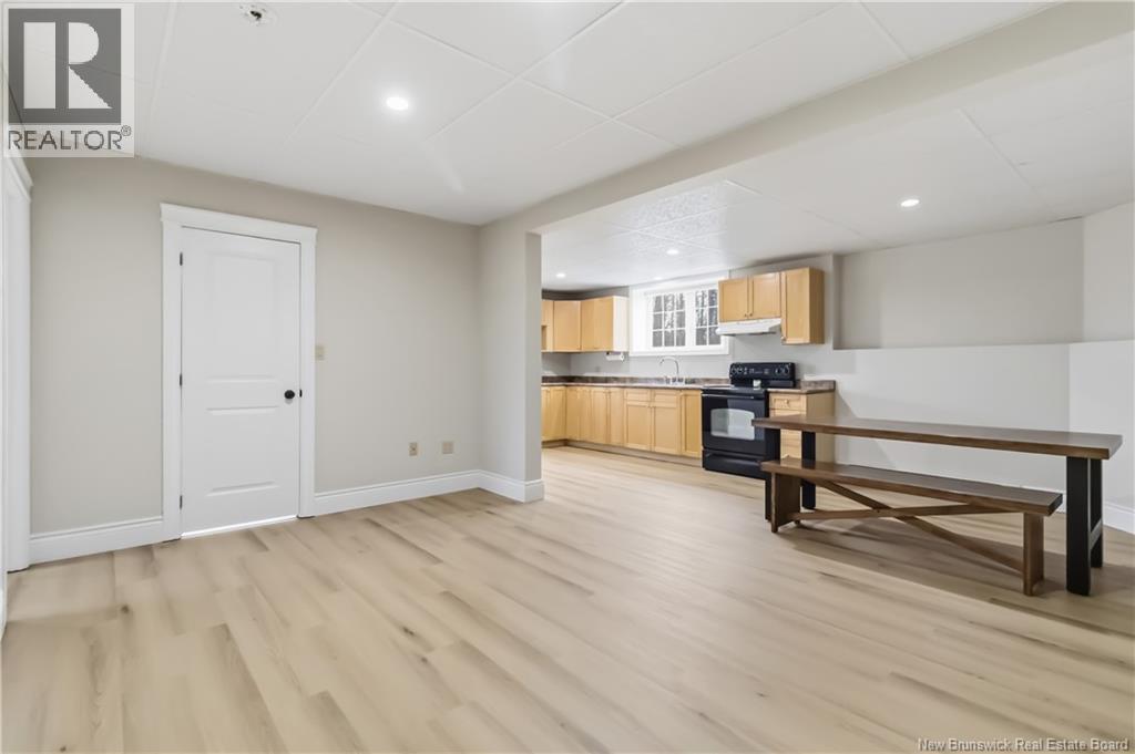 4 Leonce Street - 26