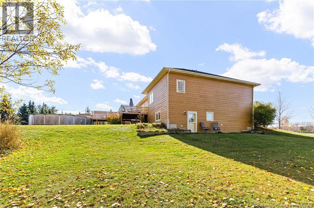 4 Leonce Street - 35