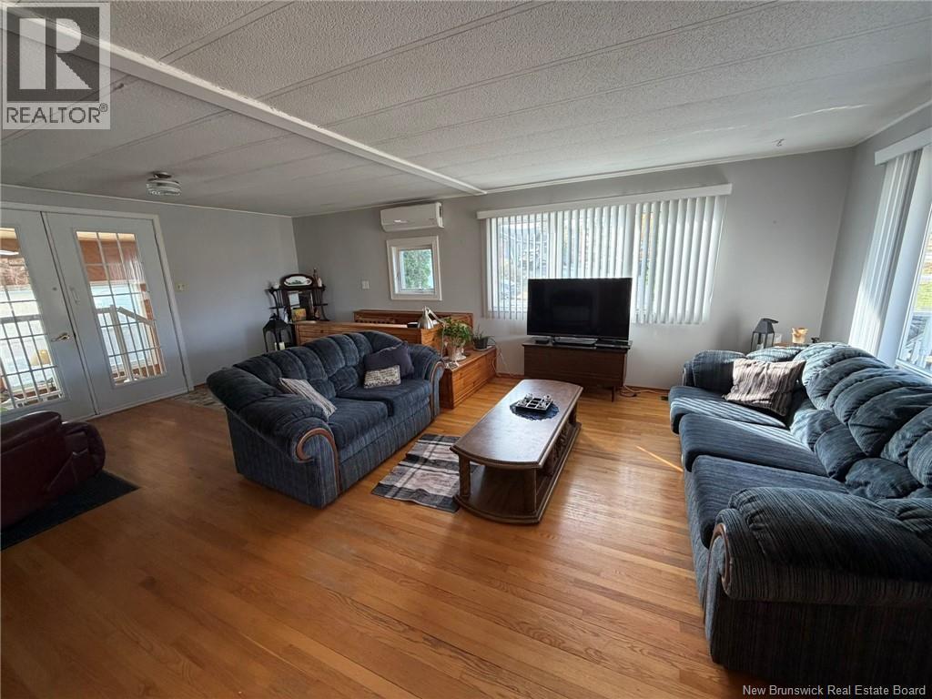891 555 Route — photo 5