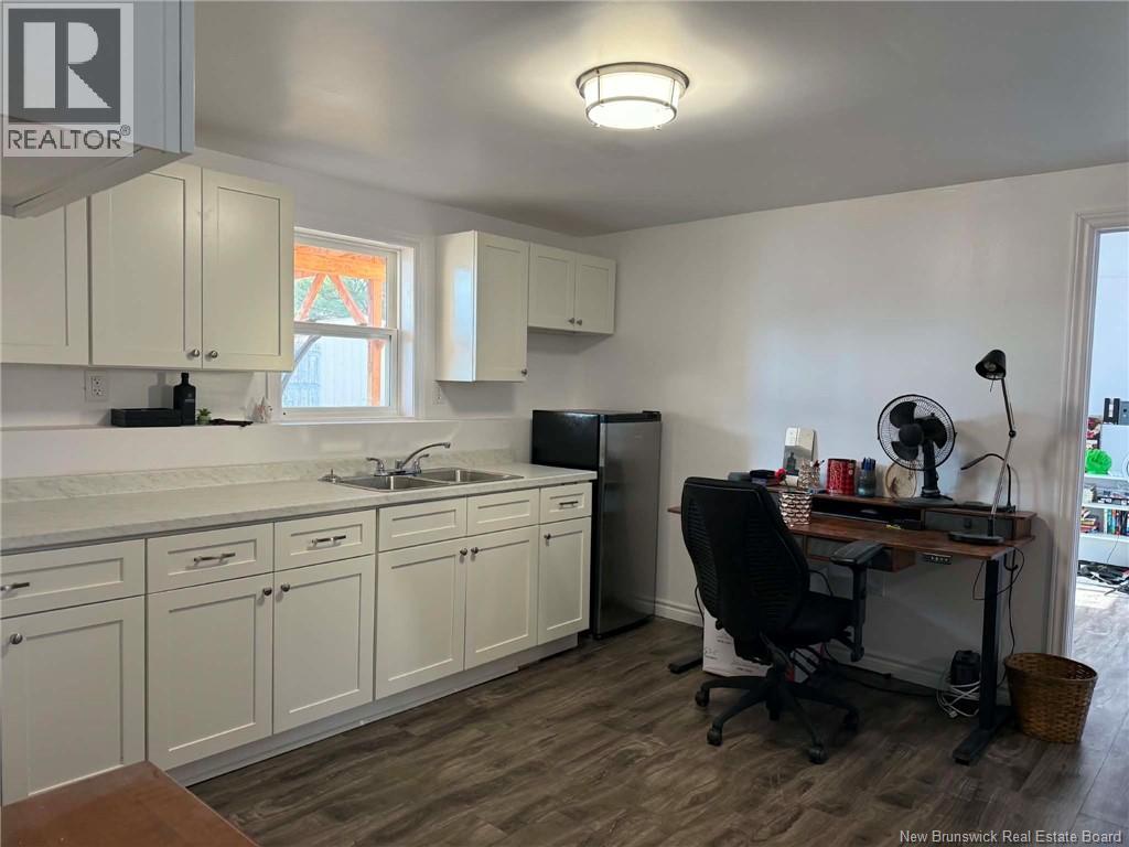5 Belding Street — photo 14