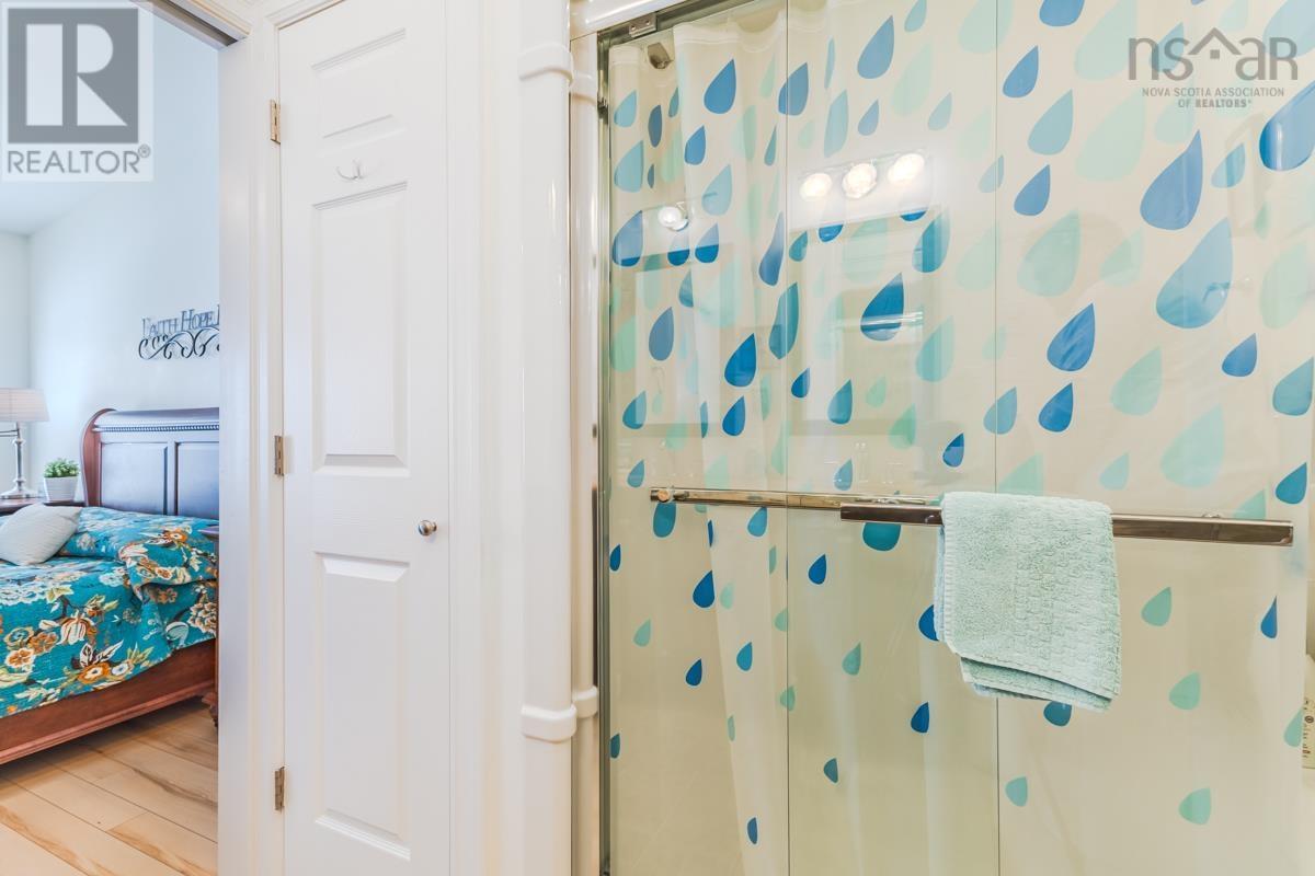 Property 22 of 38 of 30 COVINGTON Place