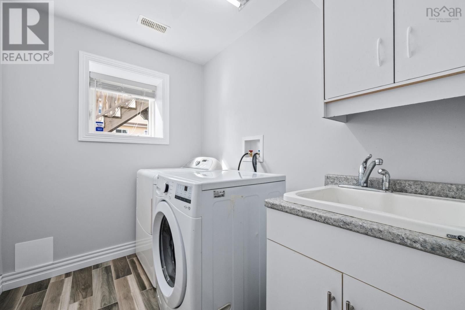 Property 33 of 47 of 14 Marshall Street