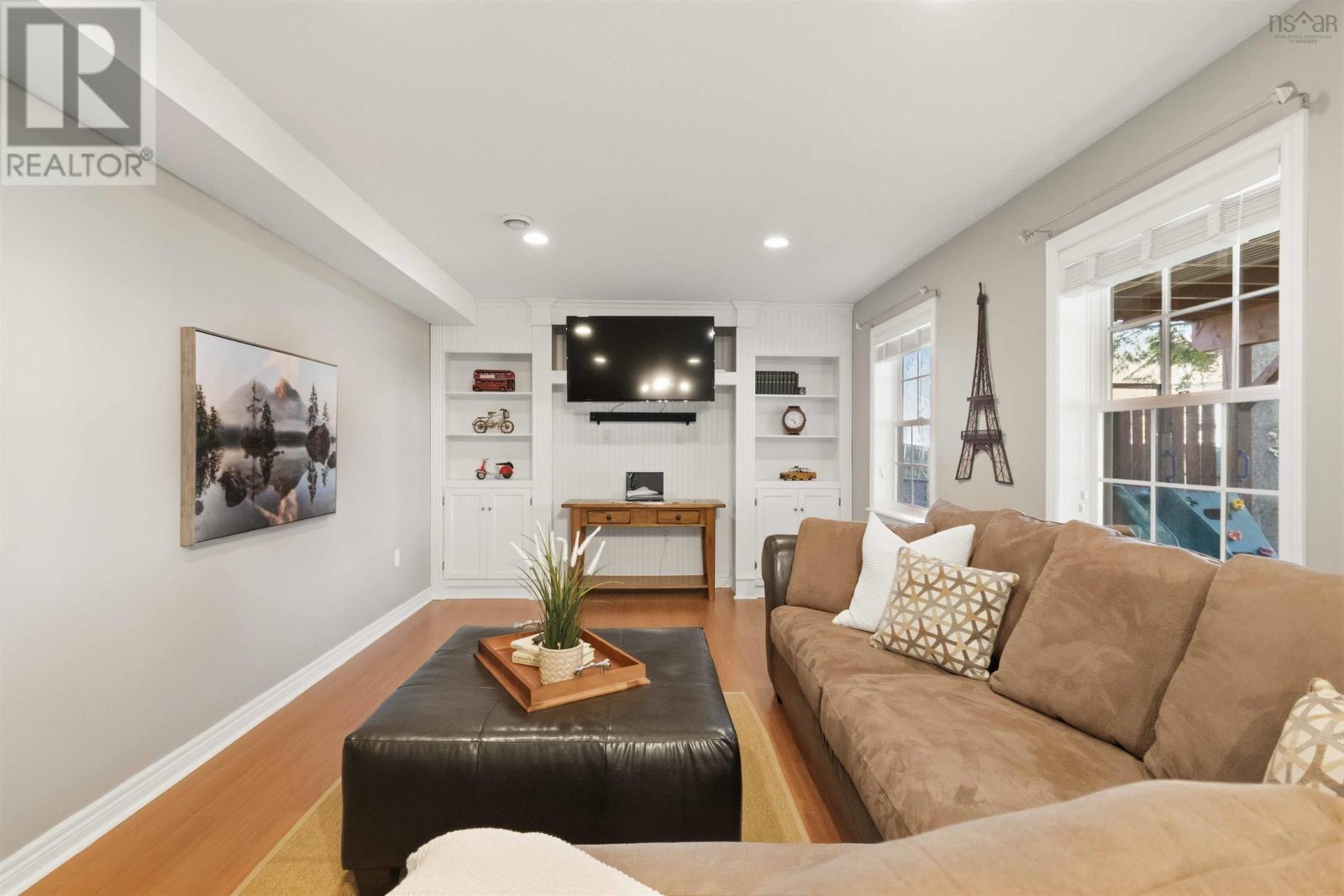 Property 26 of 51 of 46 Stone Gate Court