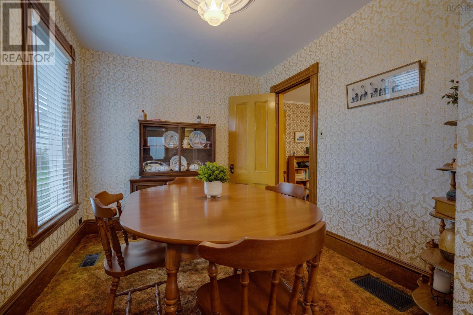 Property 10 of 42 of 3144 Highway 217