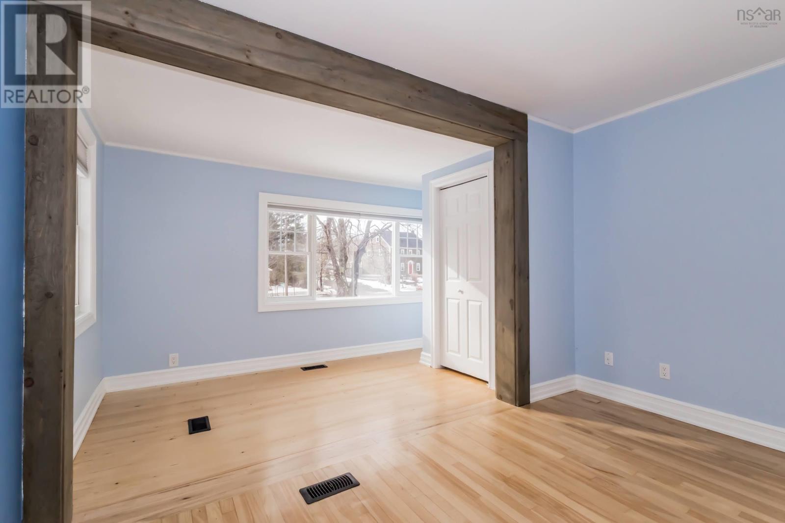 Property 28 of 50 of 59 Highway 201