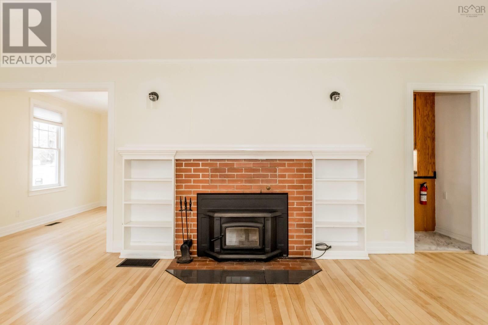 Property 10 of 50 of 59 Highway 201