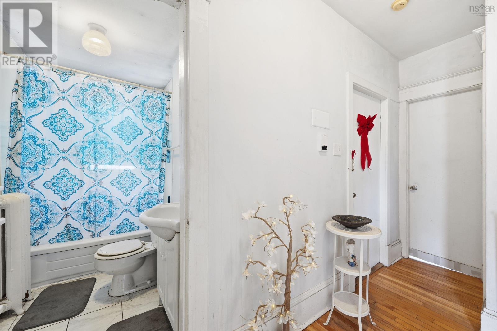 Property 6 of 30 of 3 1034 Barrington Street