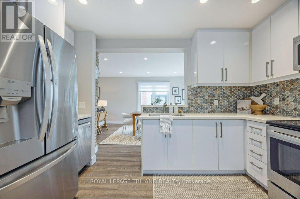 88 BRISCOE STREET E Property Photo