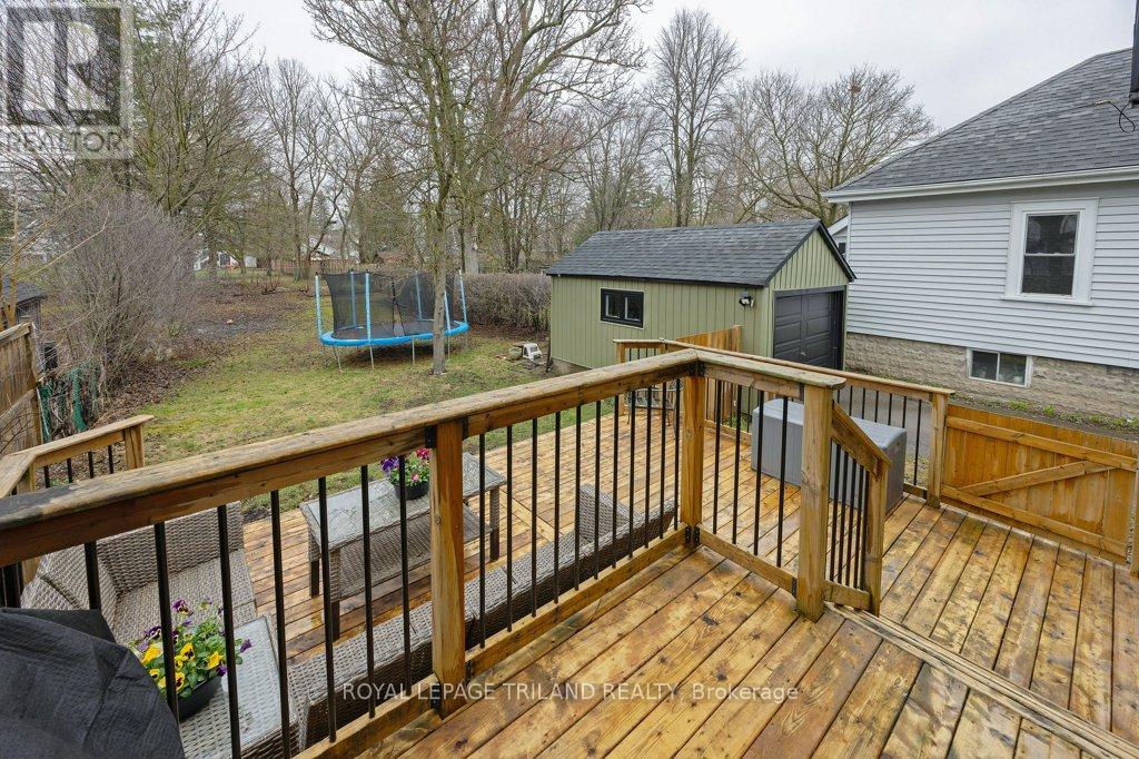 88 BRISCOE STREET E Property Photo