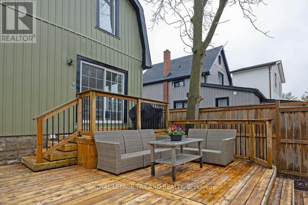 88 BRISCOE STREET E Property Photo