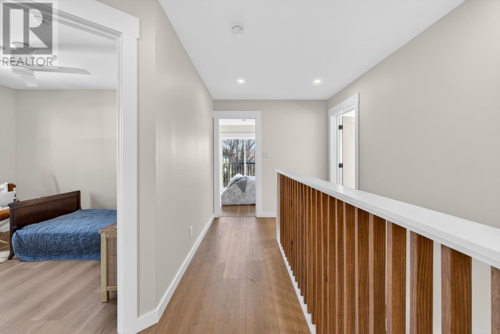 366 Oak Avenue - 31