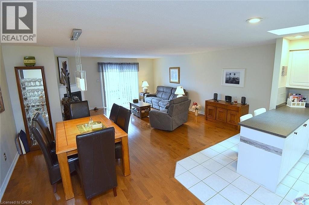 #8 20 MEADOWLANDS Boulevard - 11