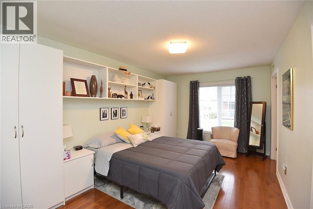 #8 20 MEADOWLANDS Boulevard - 20