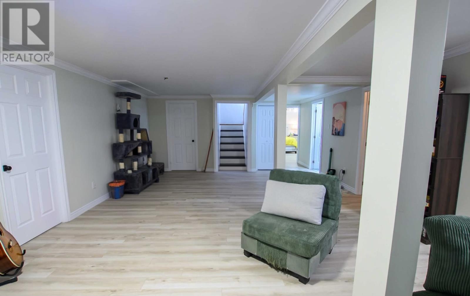 401 Lakeside Drive — photo 42