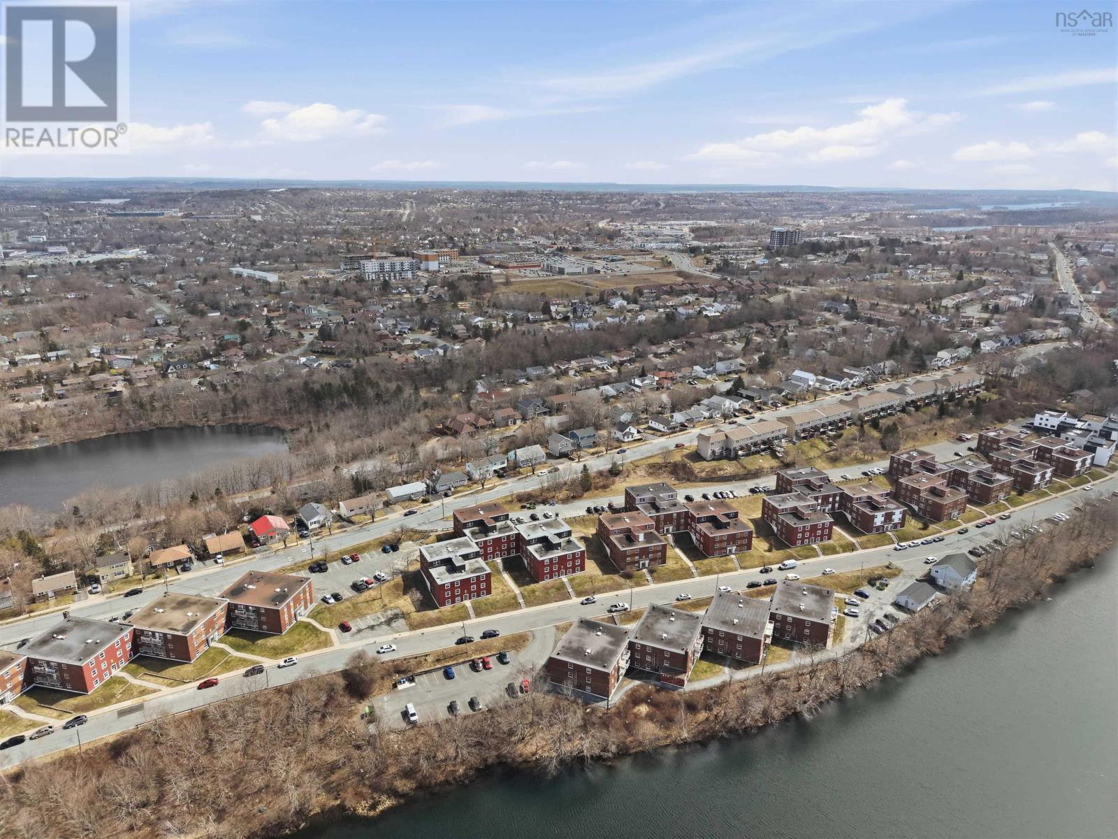 Property 36 of 43 of 78 Joffre Street