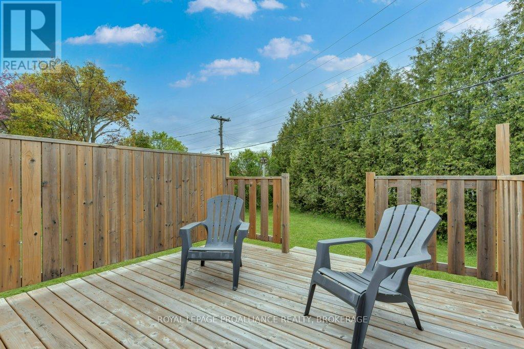 168 AVENUE ROAD — photo 37