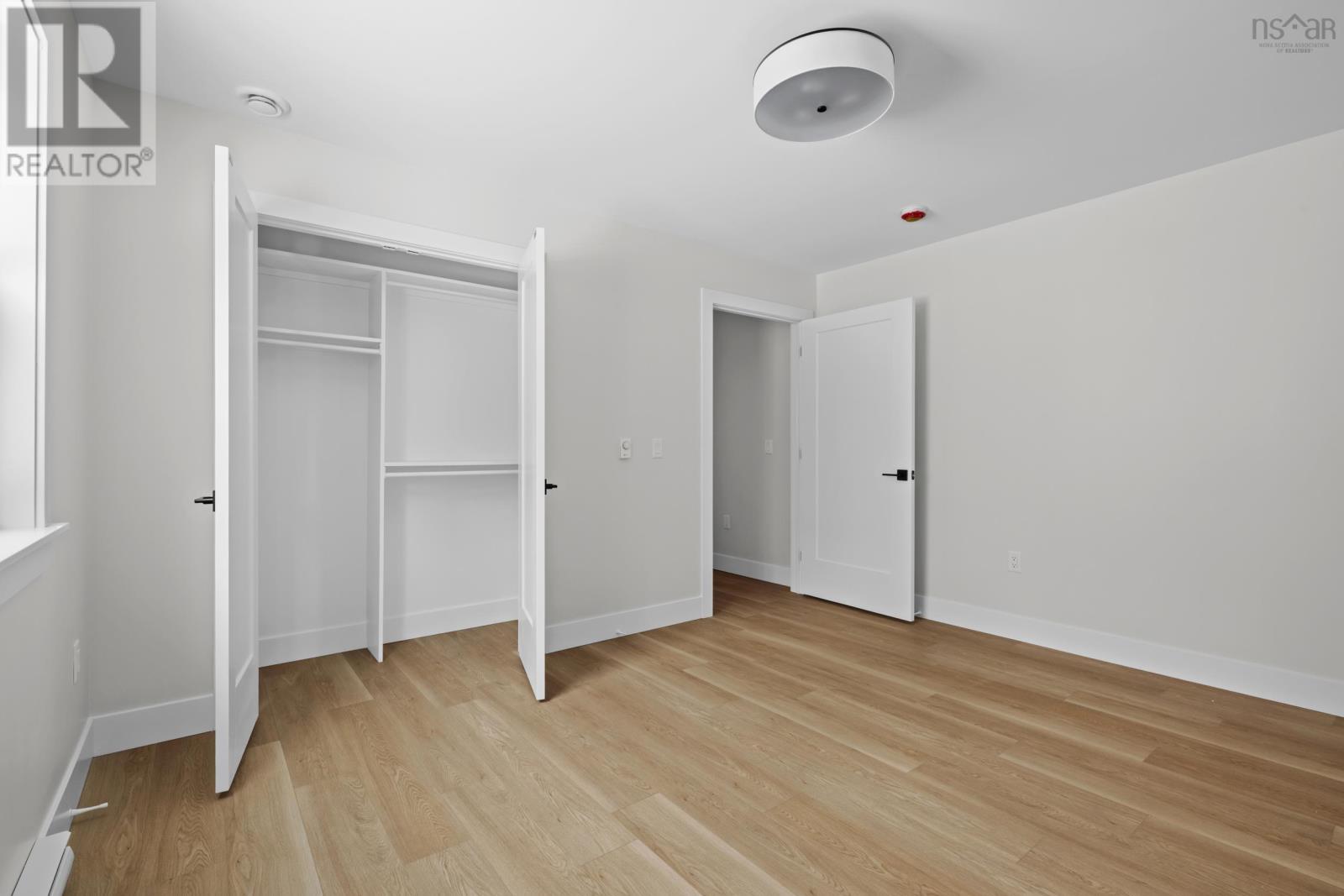 Property 39 of 46 of Lot 403 305 Everwood Avenue