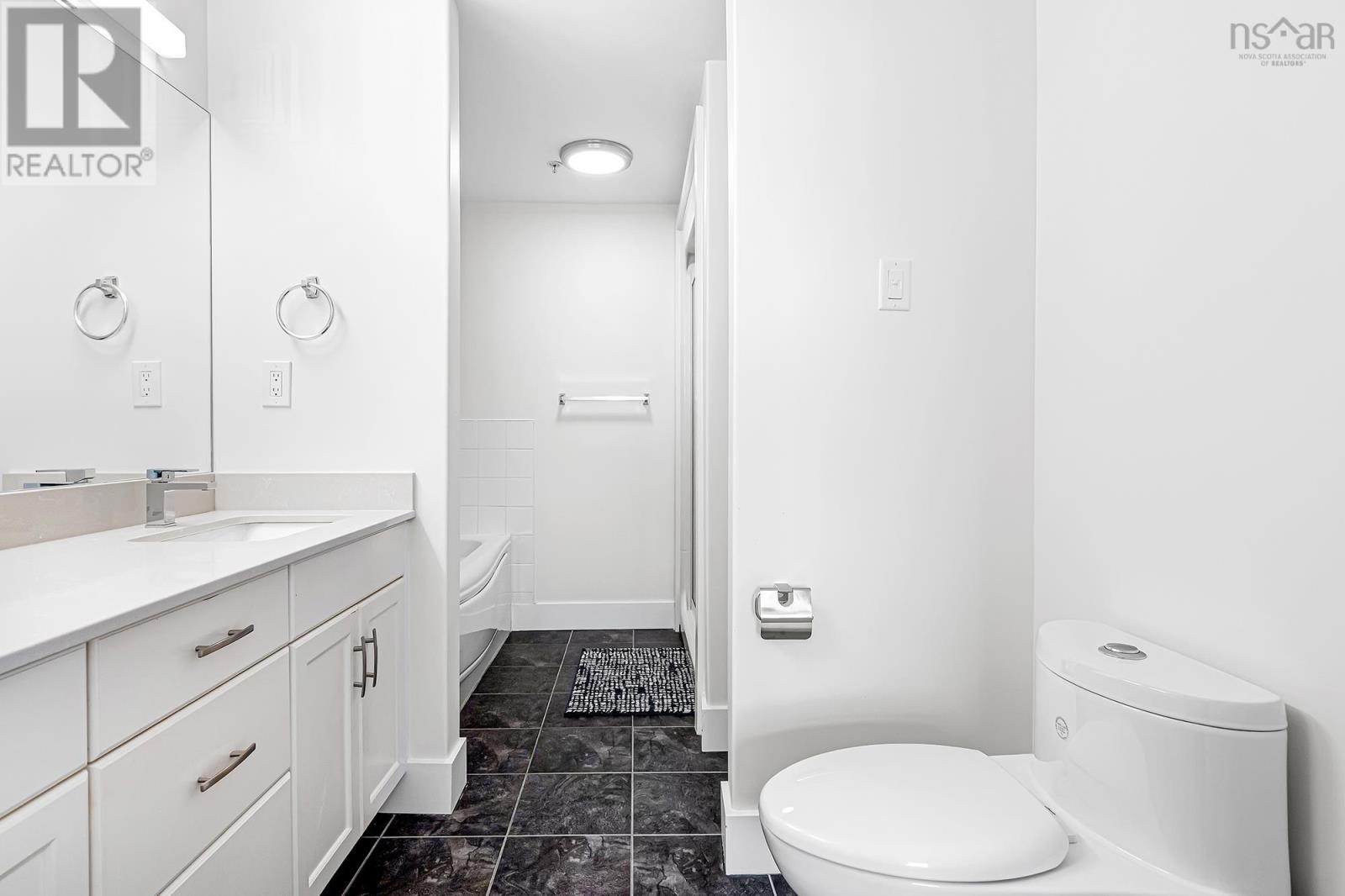 Property 20 of 30 of 910 60 Walter Havill Drive