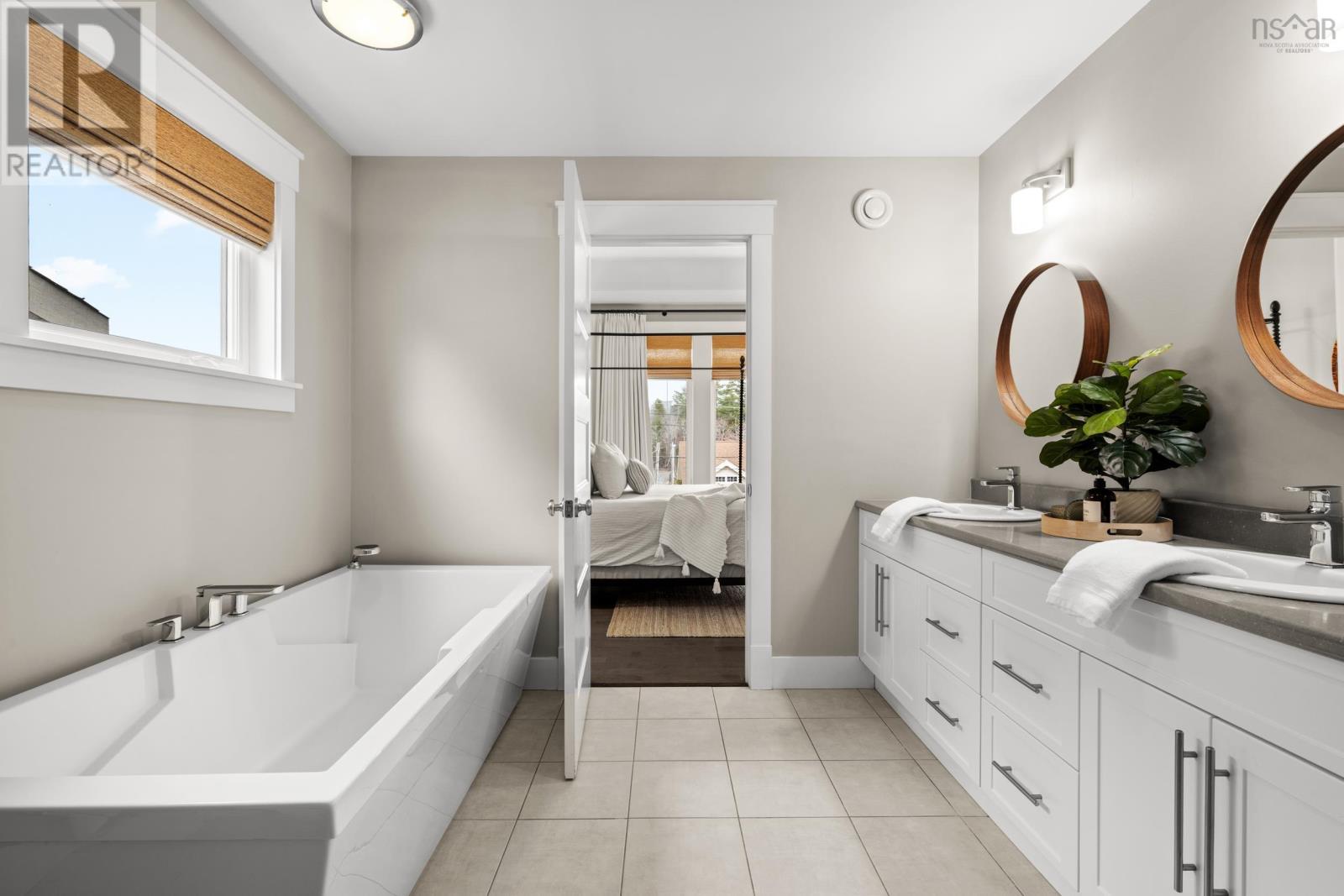 Property 25 of 47 of 53 Hollyhock Way