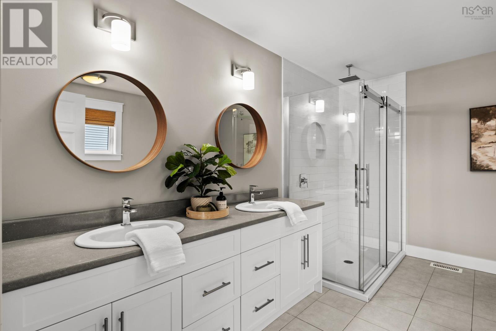 Property 24 of 47 of 53 Hollyhock Way