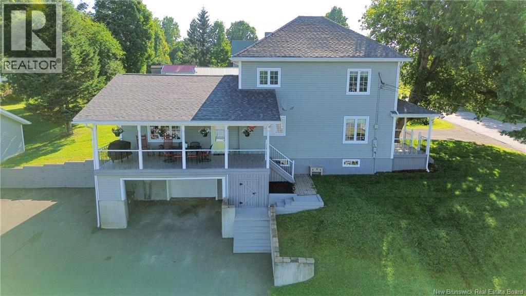 21 HILLCREST AVENUE - 4