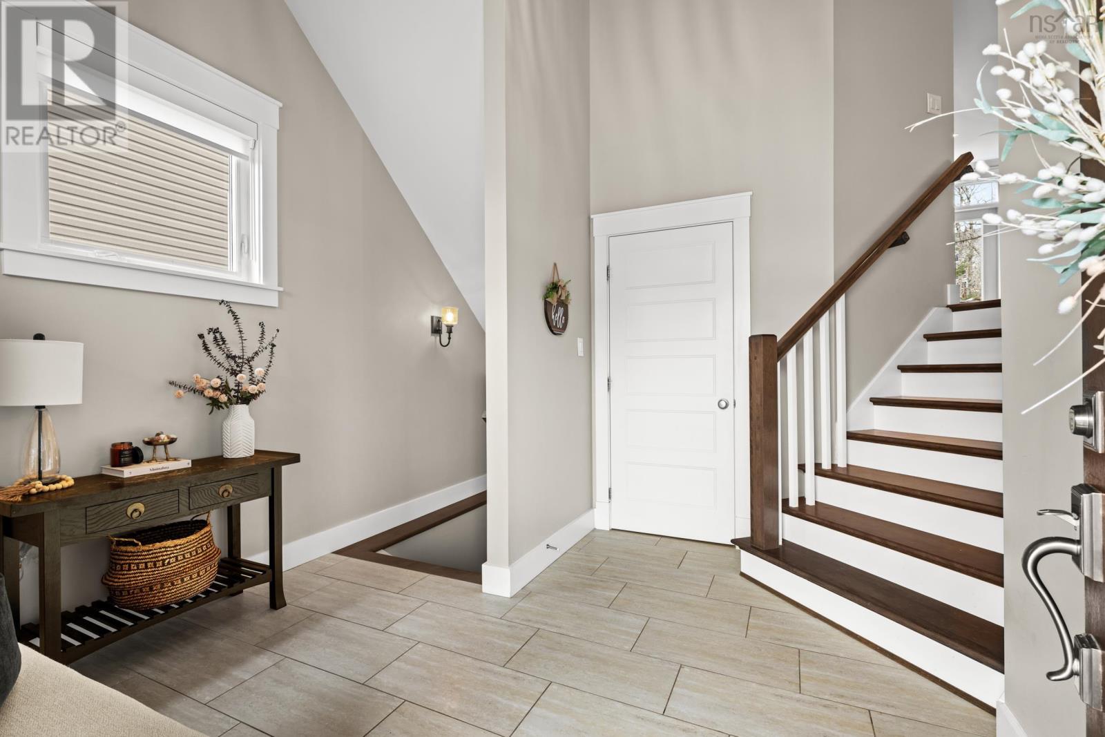 Property 3 of 47 of 53 Hollyhock Way