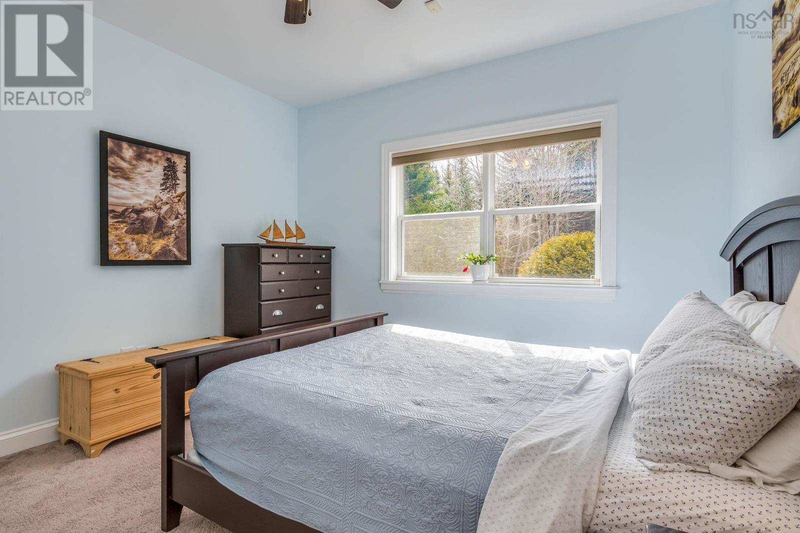 Property 22 of 45 of 86 Sloane Court