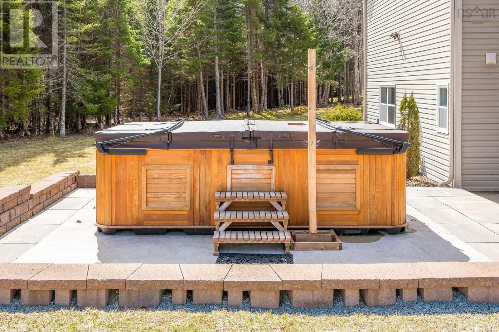 Property 39 of 45 of 86 Sloane Court