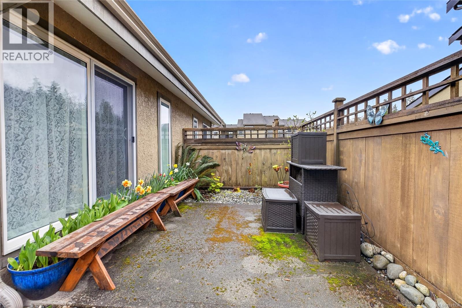 #9 9130 GRANVILLE ST - 4