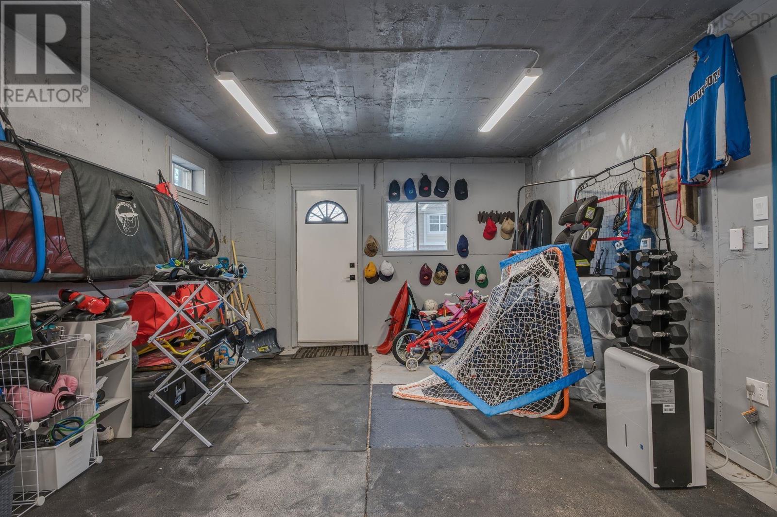 Property 37 of 50 of 3160 Veith Street