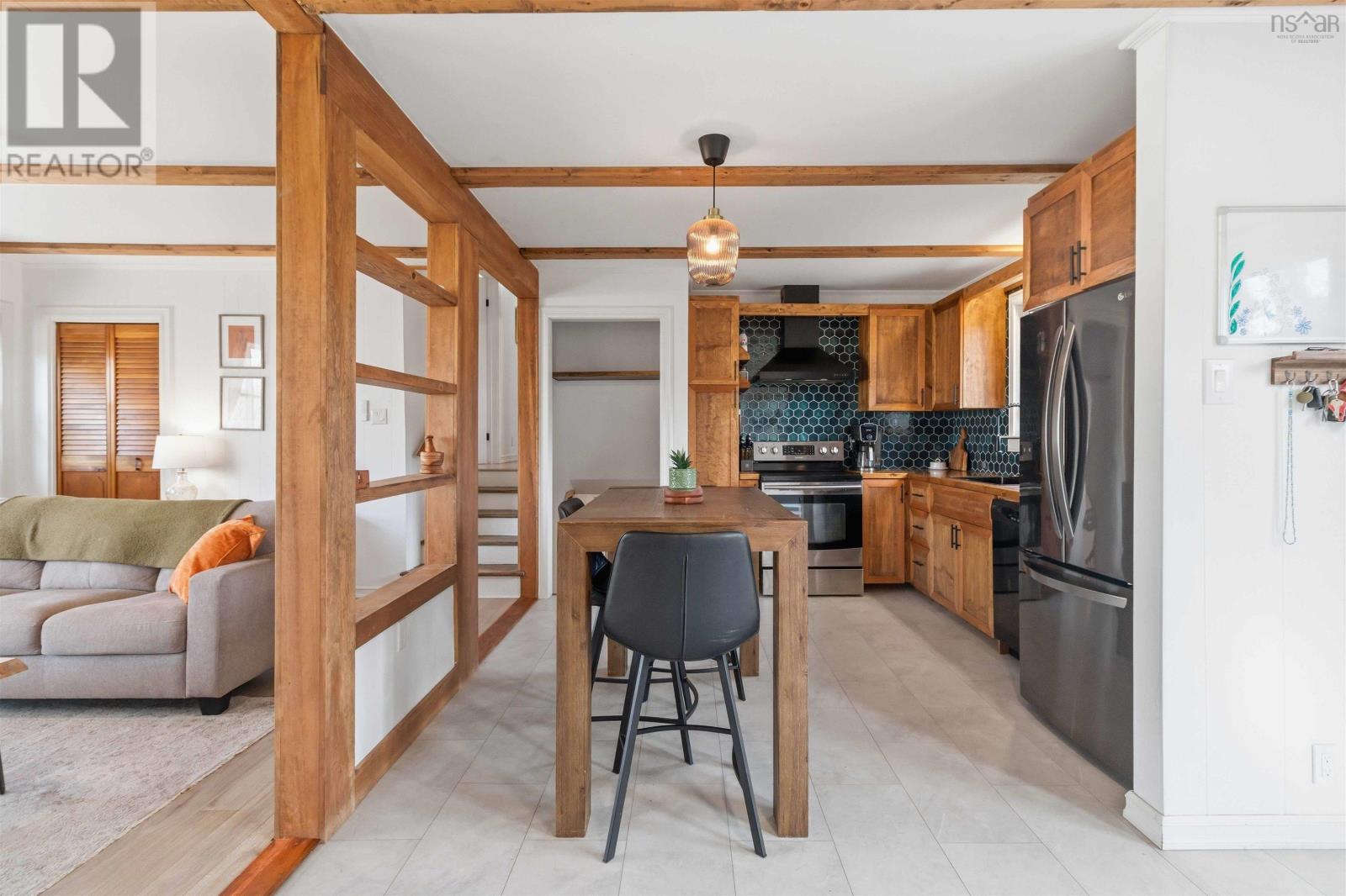 Property 17 of 49 of 1615 Highway 331