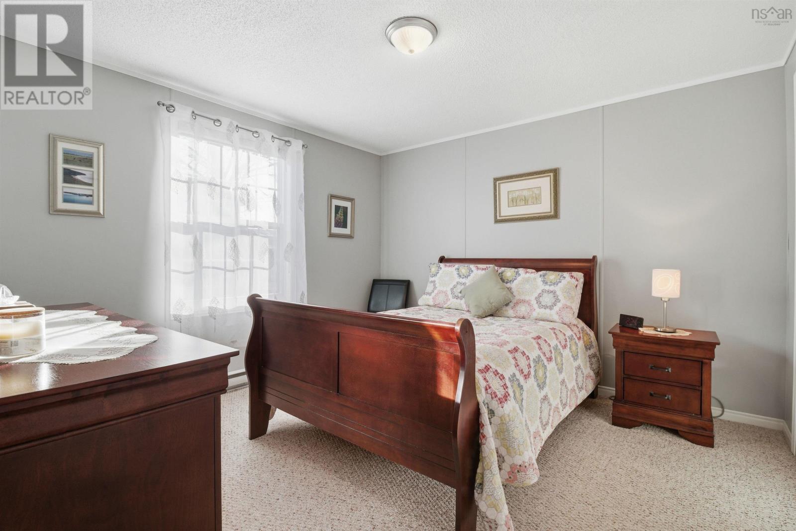 Property 18 of 28 of 6 Dogwood Street