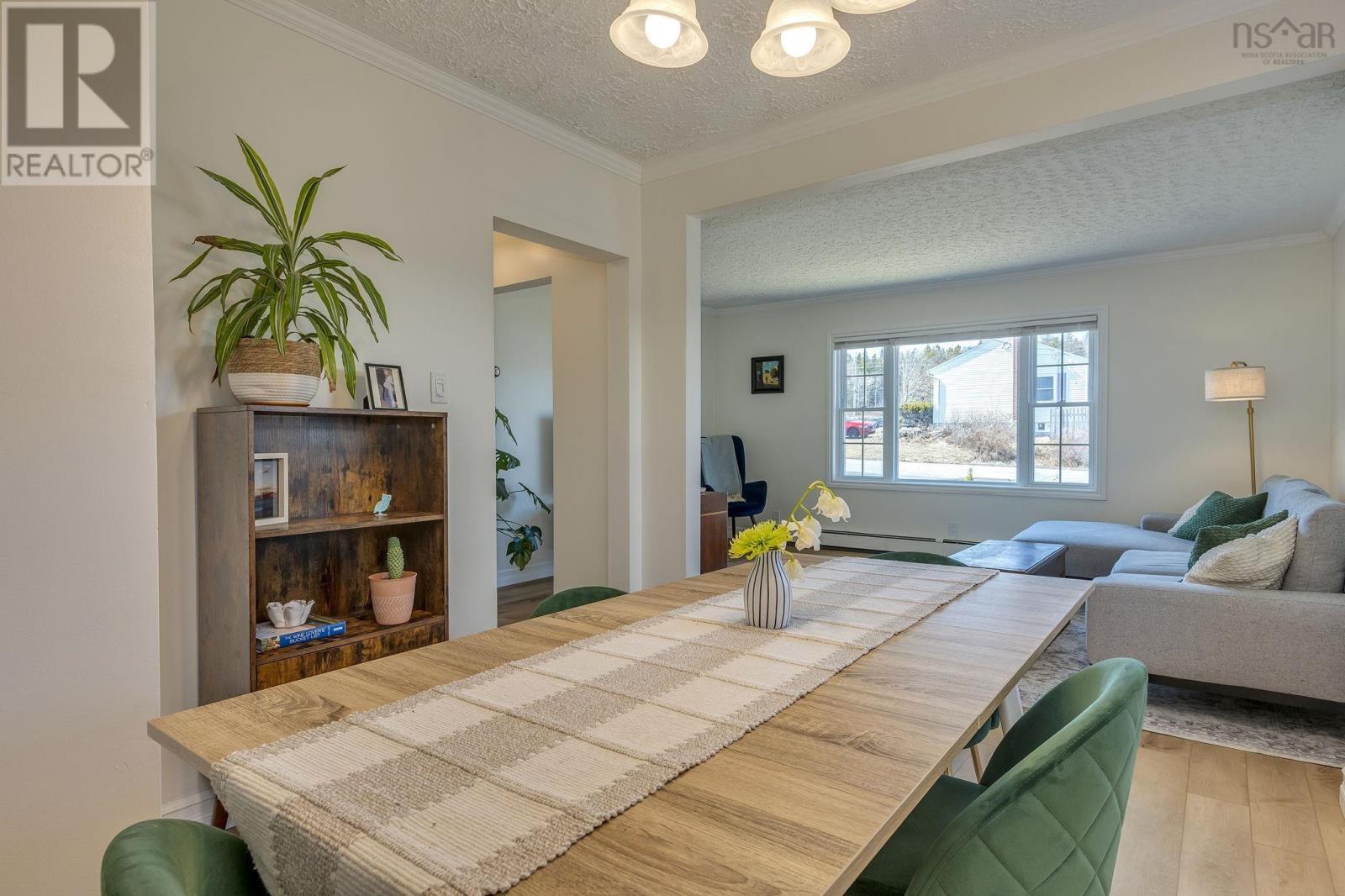 Property 11 of 45 of 18 Devon Crescent