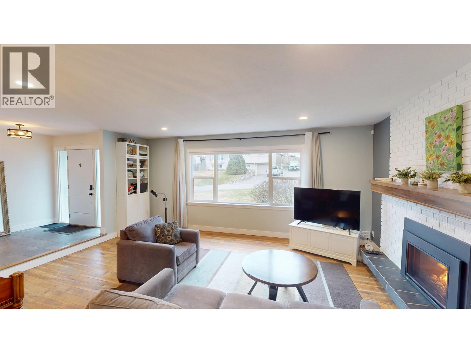 140 LEONARD STREET - 5