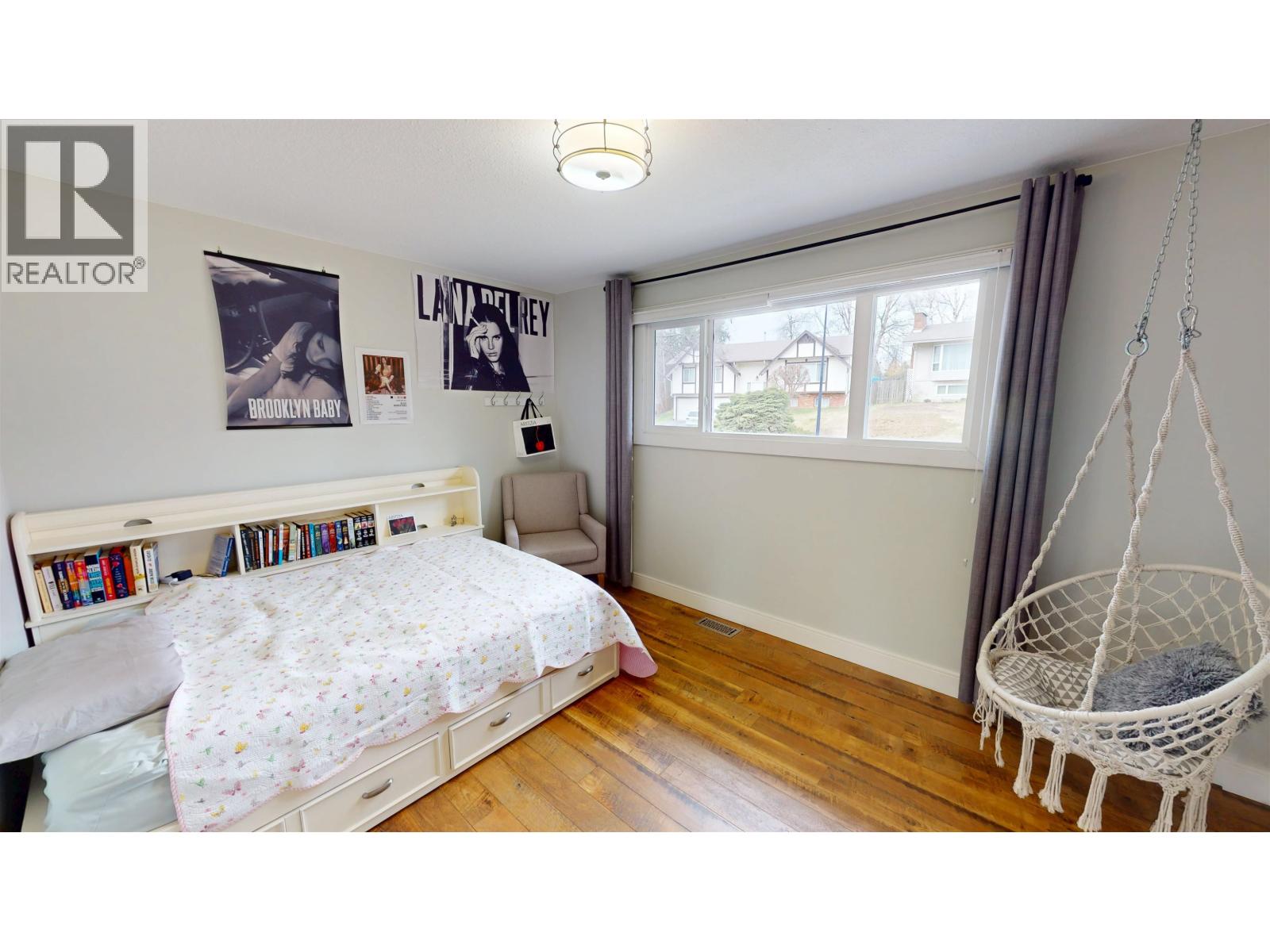 140 LEONARD STREET - 21