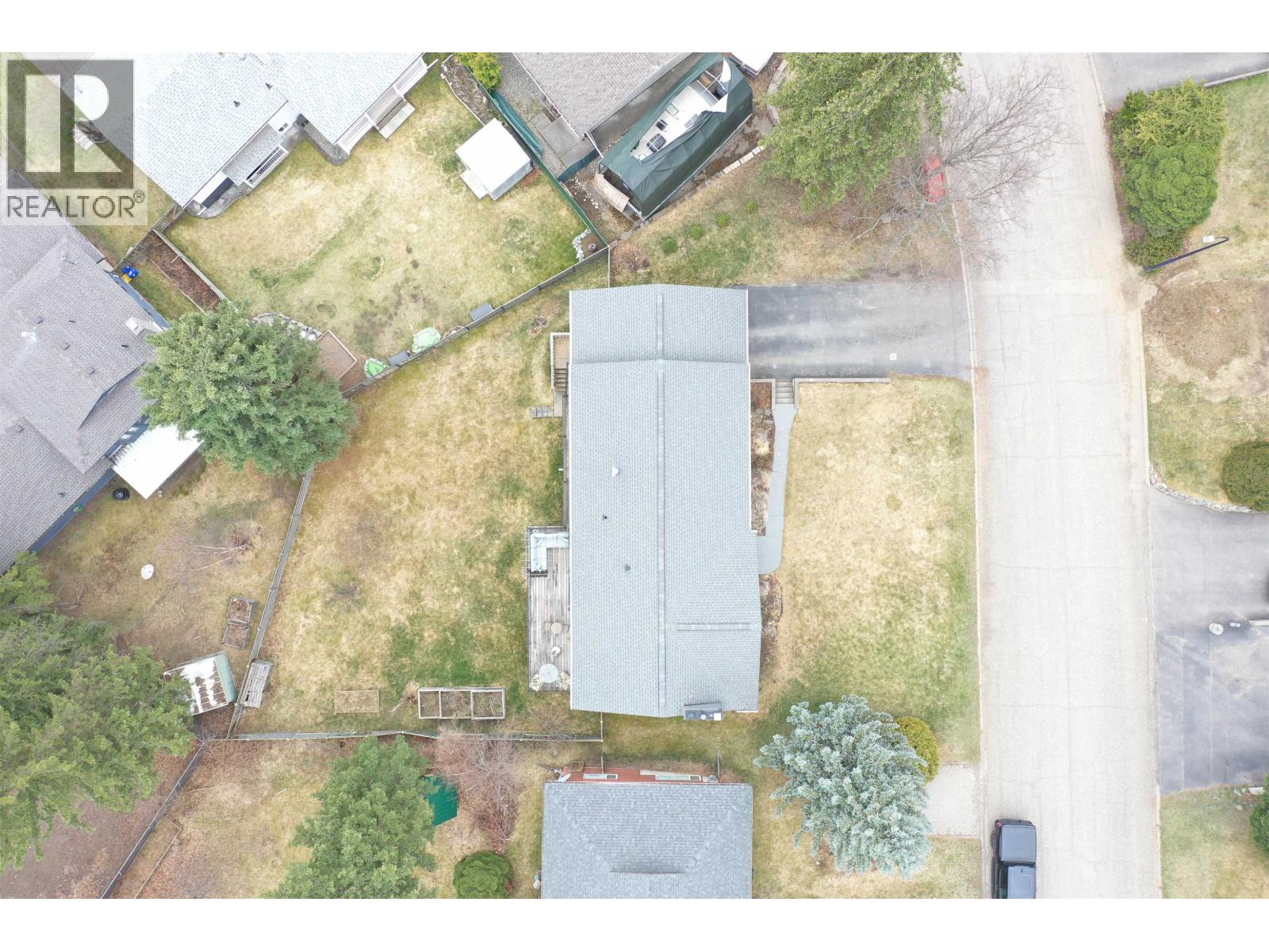 140 LEONARD STREET - 39