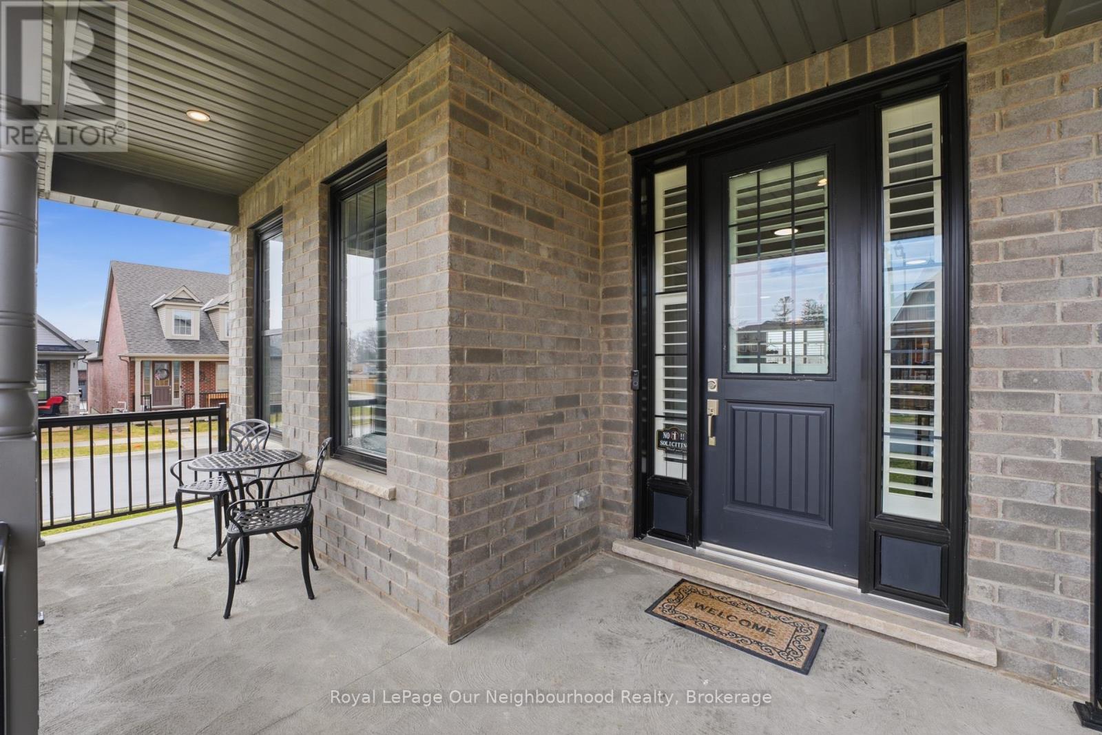 6 FAIRHURST STREET - 2