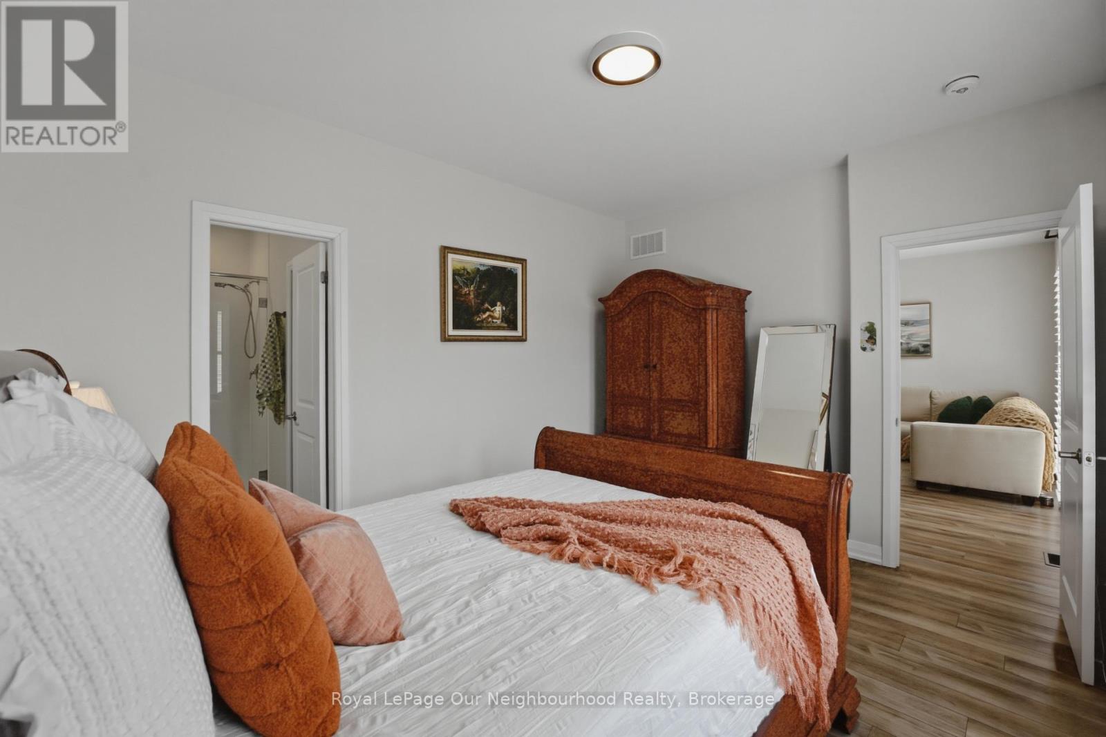 6 FAIRHURST STREET - 20