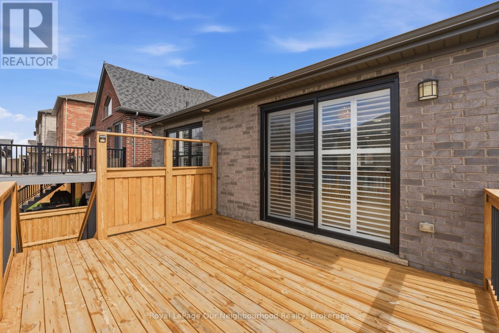 6 FAIRHURST STREET - 25