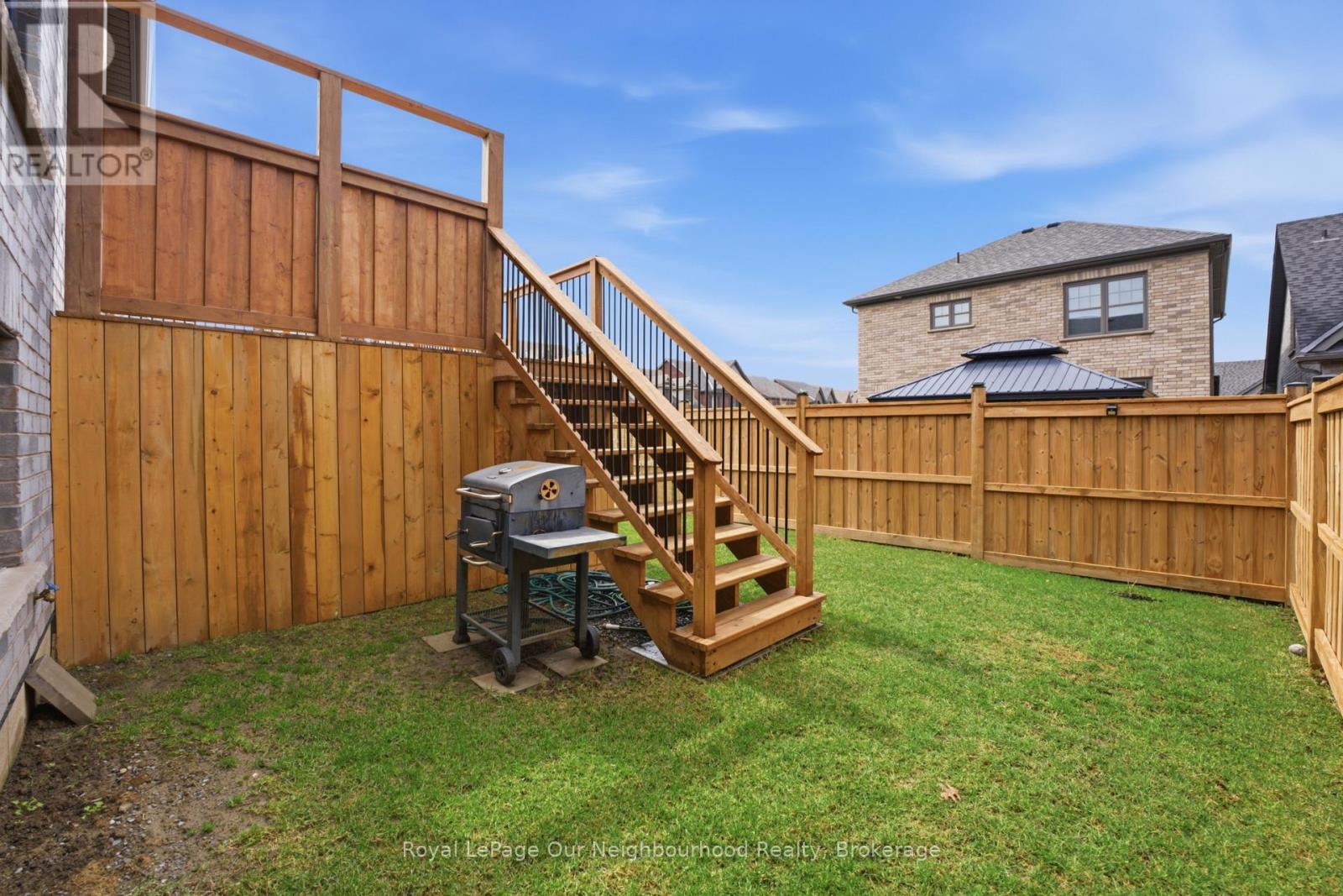 6 FAIRHURST STREET - 28