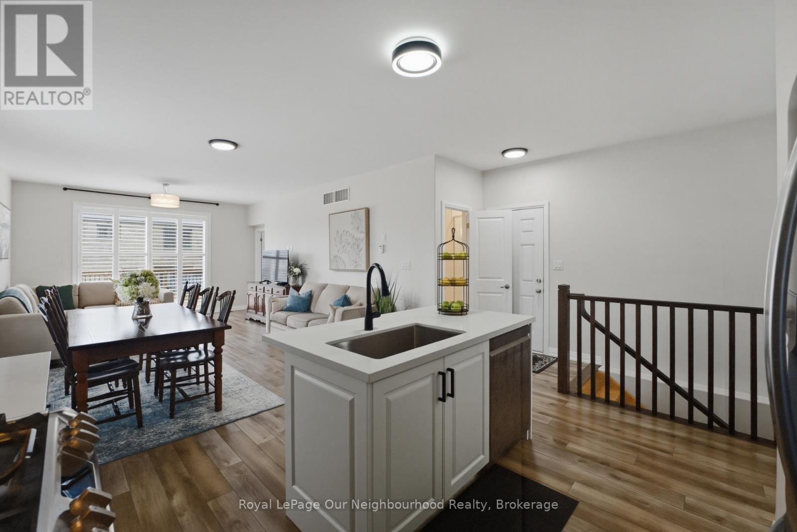 6 FAIRHURST STREET - 6