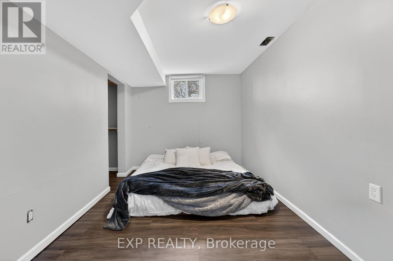 25 MCQUADE DRIVE — photo 23
