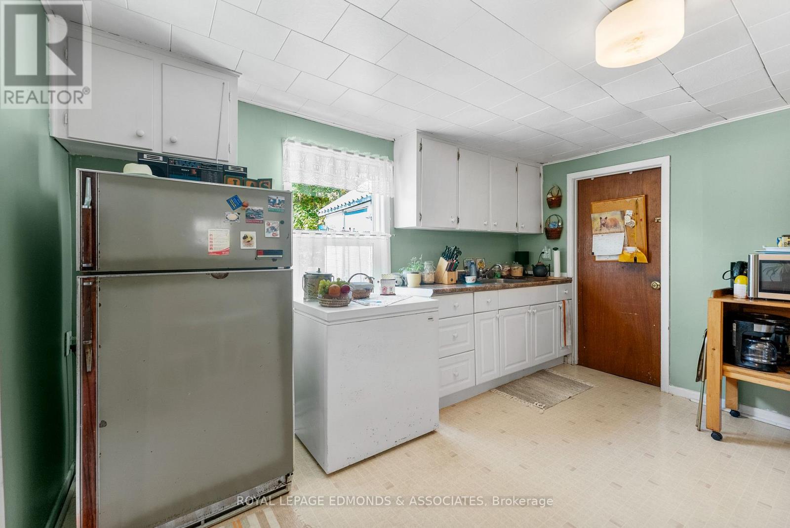 388 MURRAY STREET — photo 21
